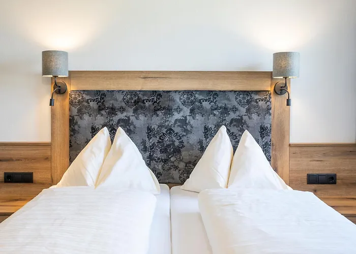 Berggasthof Hoellenstein 3* Wagrain