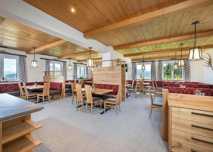 Berggasthof Hoellenstein Pensjonat 3*